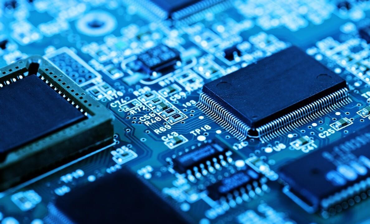 英媒直言:中国又迎来弯道超车,不靠光刻机也能解决芯片难题?(图2) 英媒直言:中国又迎来弯道超车,不靠光刻机也能解决芯片难题?(图2)